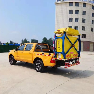 国六江铃皮卡防撞缓冲车 高速作业的安全卫士